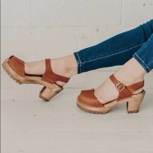 MIA EUR 37 Greta Brown Leather Ankle Strap Clog Sandals